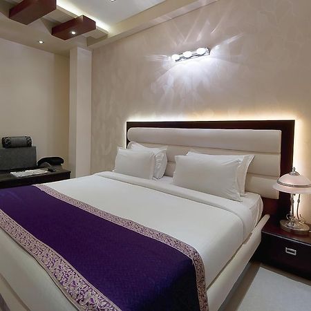 Hotel Central Residency Варанасі Екстер'єр фото