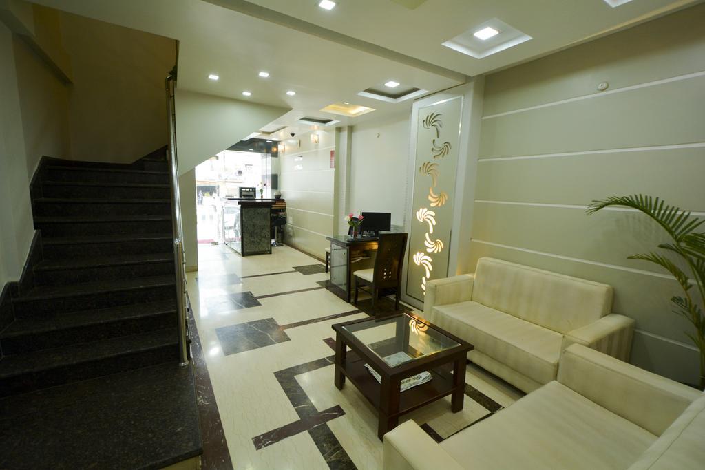 Hotel Central Residency Варанасі Екстер'єр фото