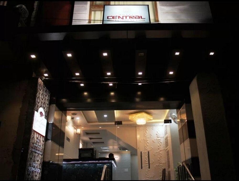 Hotel Central Residency Варанасі Екстер'єр фото